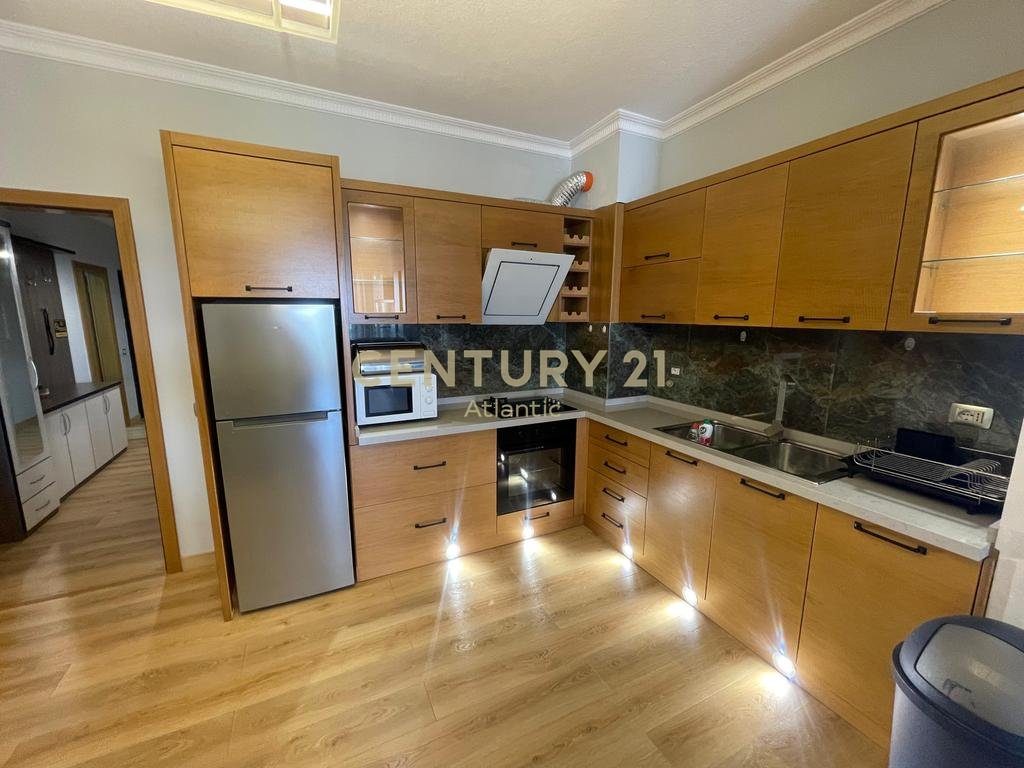 Apartament 3+1+2T+2B me qira – Liqeni i Thatë, Tirane!