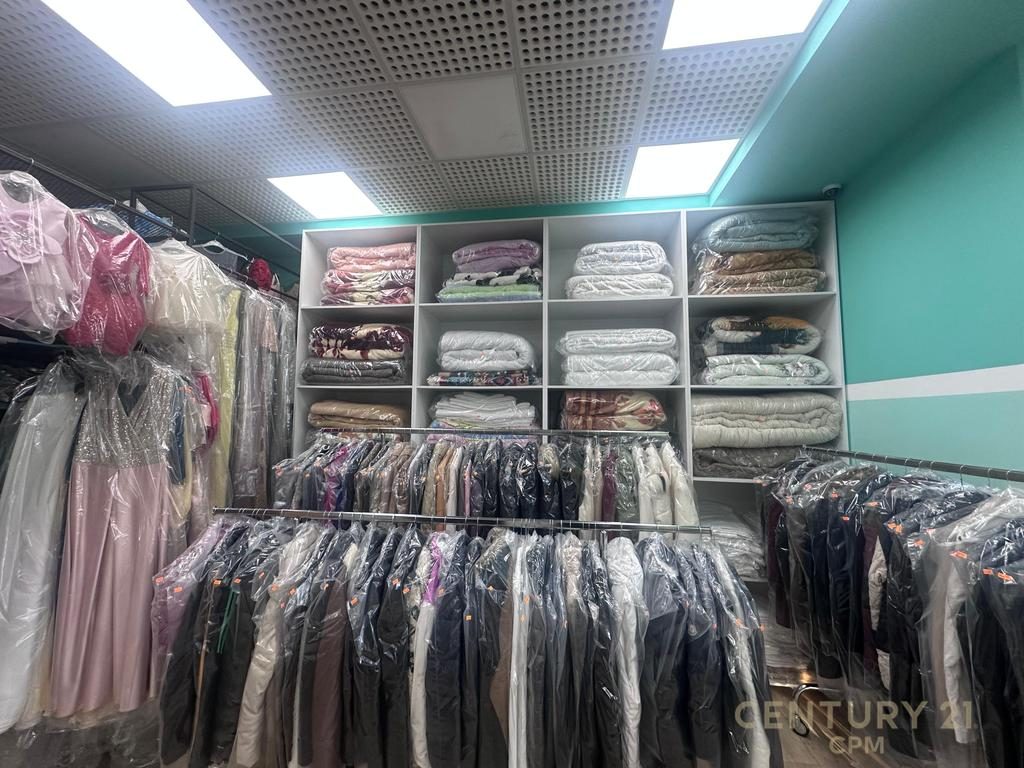 Shitet Ambient Komercial & Biznes Fitimprurës në Vlorë