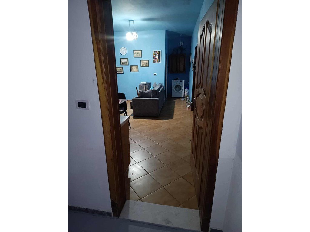 Shtëpi private 2 kateshe   Në Shkozë prane firmes kamberi , Tiranë - Në Shitje 370,000€ | 185.5 m²