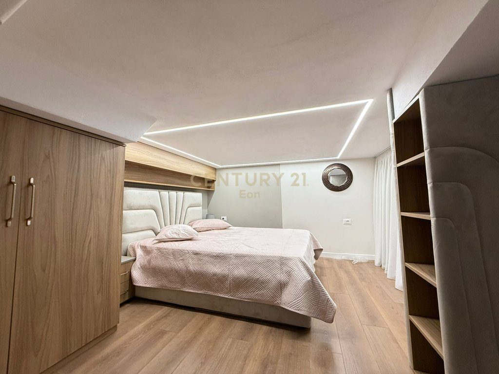 Loft me Qira në Plazh, Pranë Hotel Antalya !