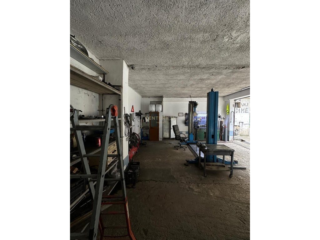 📍 Jepet me qira servis në zonën e Freskut – 800 € / muaj