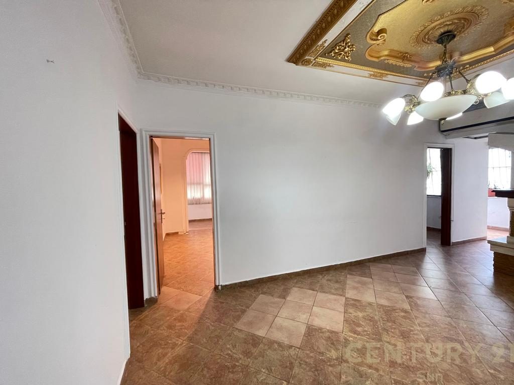 APARTAMENT 5+2+2 PER QIRA TEK ISH-EKSPOZITA!