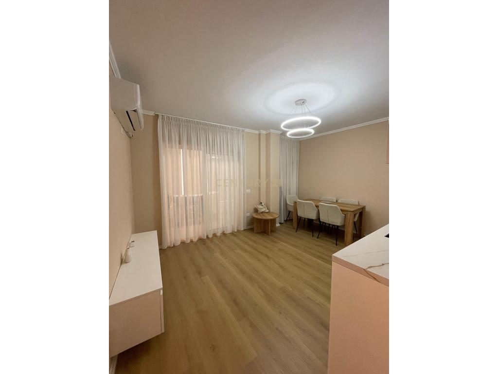 SHITET APARTAMENT 2+1 TEK SHKEMBI KAVAJES !