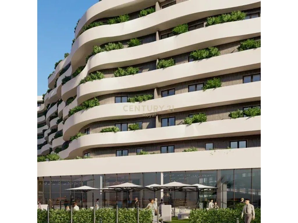 SHITET APARTAMENT 2+1+2 TEK ALUNA COMPLEX , PASKUQAN