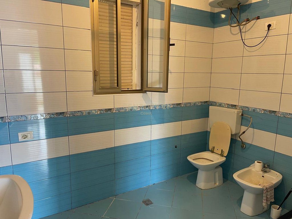SHITET SHTËPI PRIVATE NË FUSHË TË DRUVE, VLORË!!