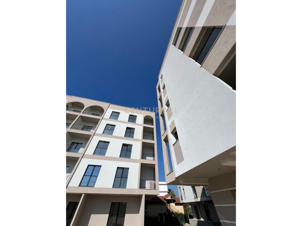 APARTAMET 158M2 PER SHITJE NE REZIDENCENORIENTAL 1+1+10M2 BALLKON DHE 83M2 VERANDE