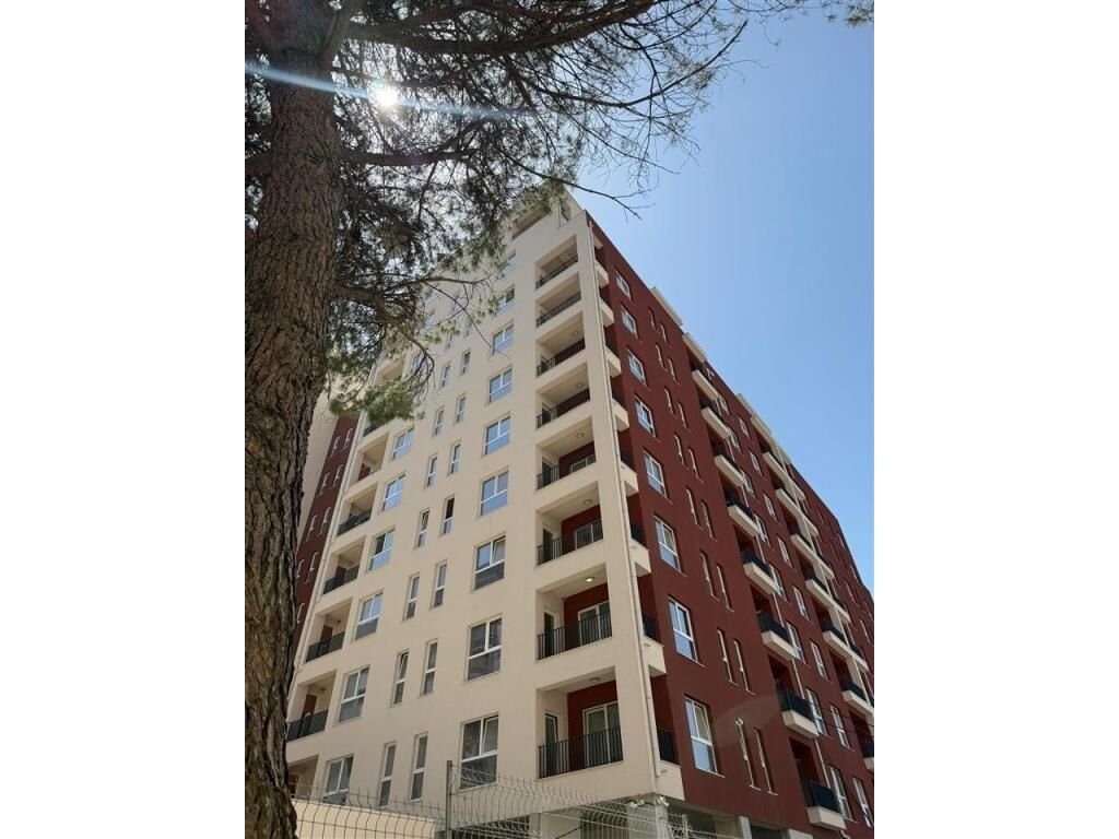 Shitet Apartament 2+1 te Kompleksi Aura ne Rr. Dritan Hoxha