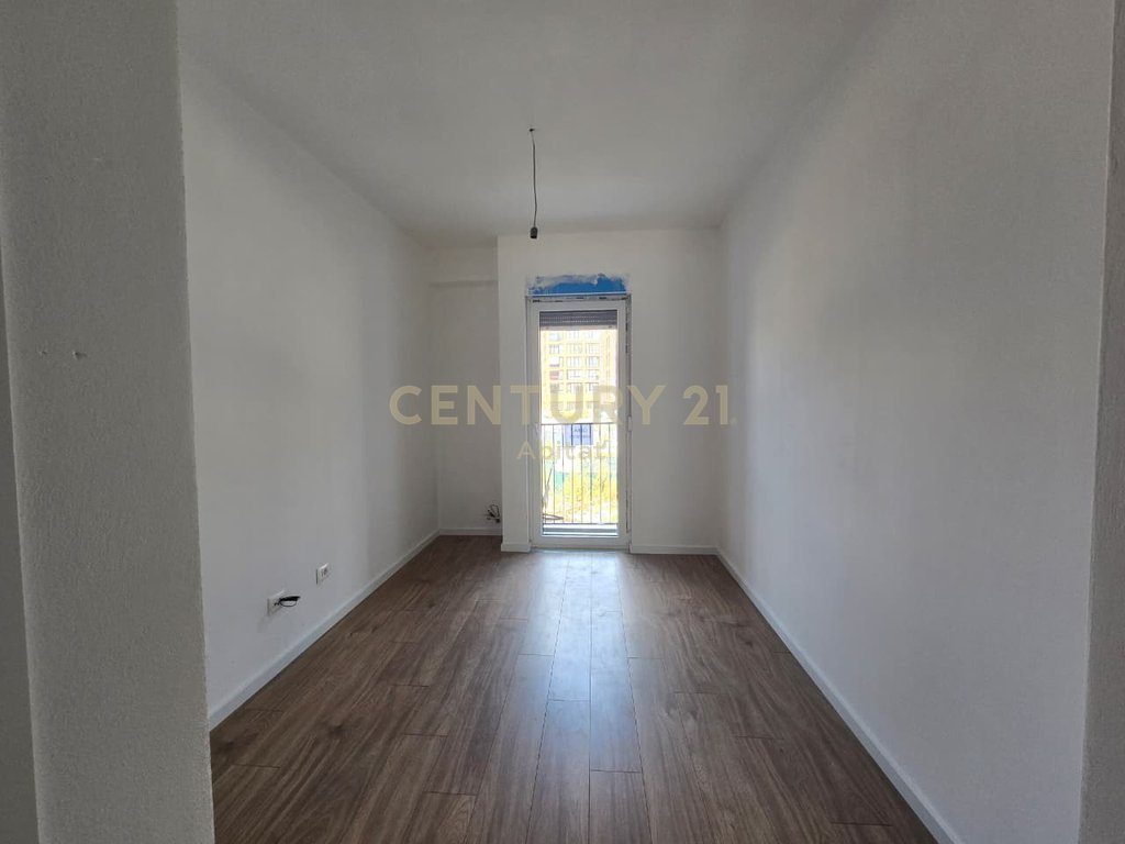 Shitet Apartament Premium në Kompleksin Aura!