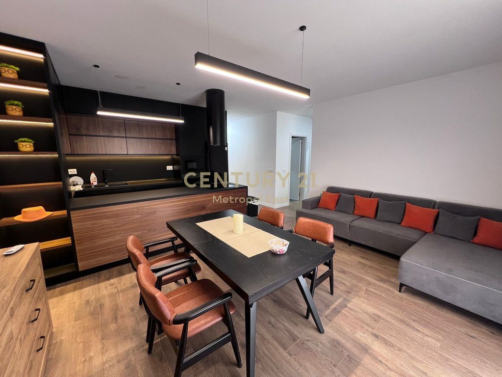 Shitet  apartament  2+1+2 ne Secret Garden Residence.