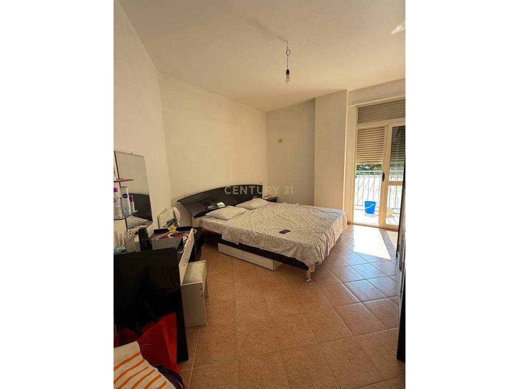 Apartament 1+1 Për Shitje te Shpiragu Golem, Durrës !