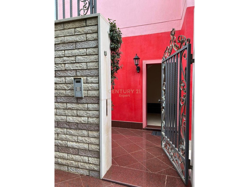 SHESIM 2 APARTAMENTE 1+1 NE SARANDE !!