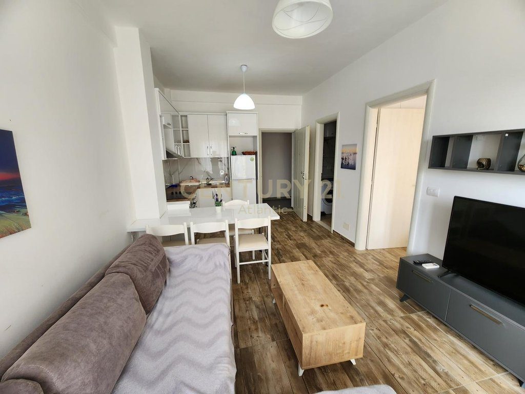 Shitet Apartament 1+1  në Gjirin e Lalzit Kompleksi Lura 3  !