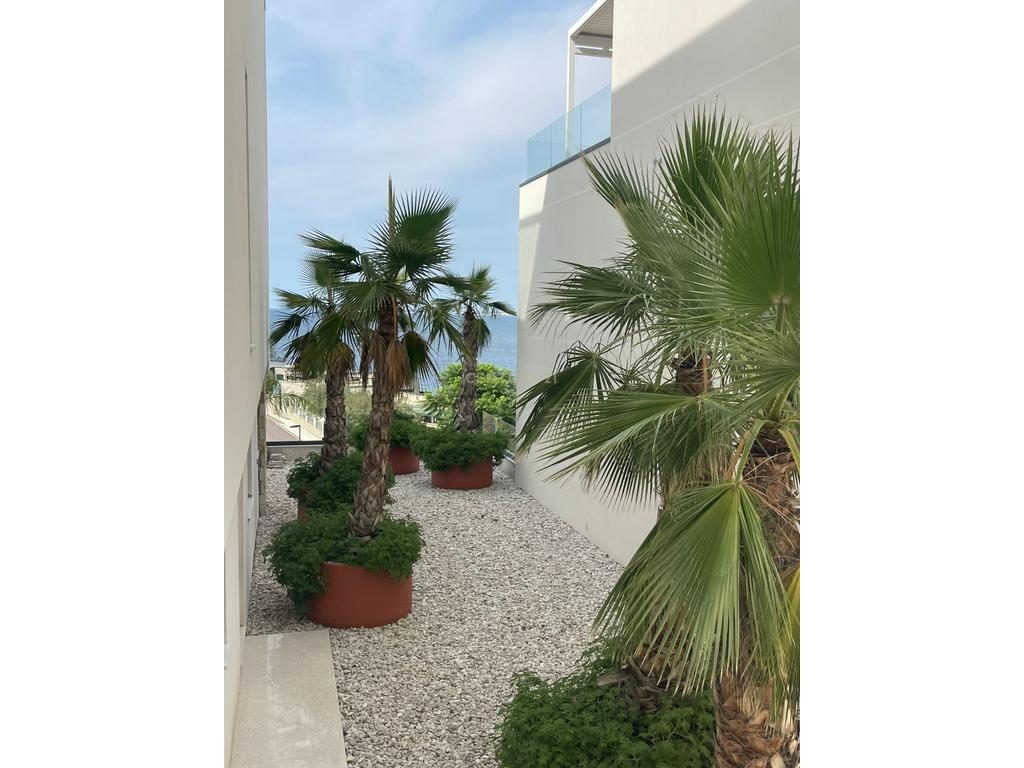 SHESIM PENTHOUSE ME PAMJE PANORAMIKE NGA DETI NE  VLORE!!!