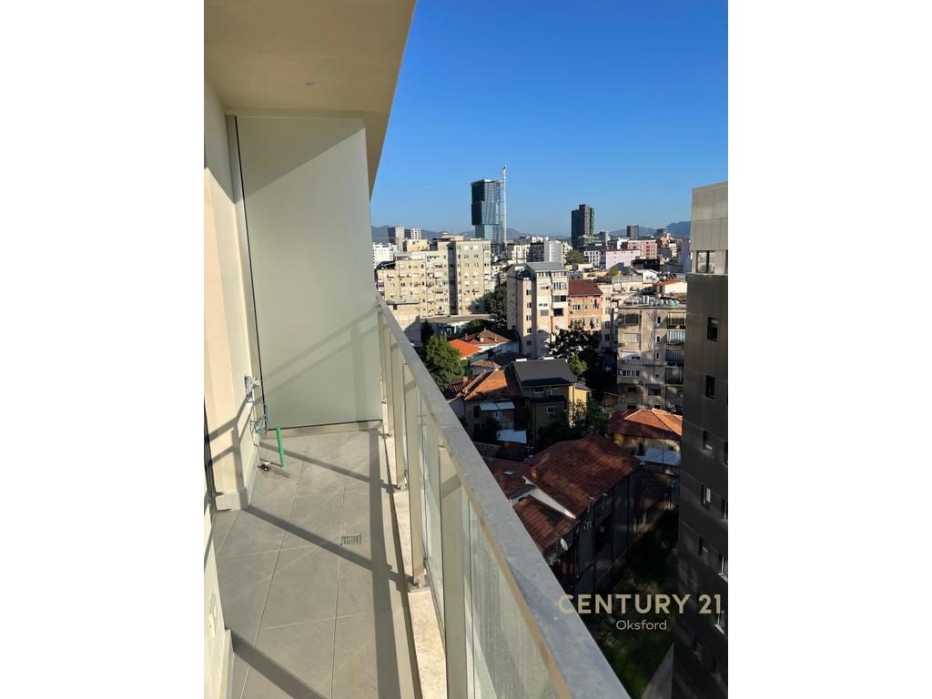 JEPET ME QIRA AMBIENT PER ZYRA NË GOLDEN TOWER RESIDENCE!