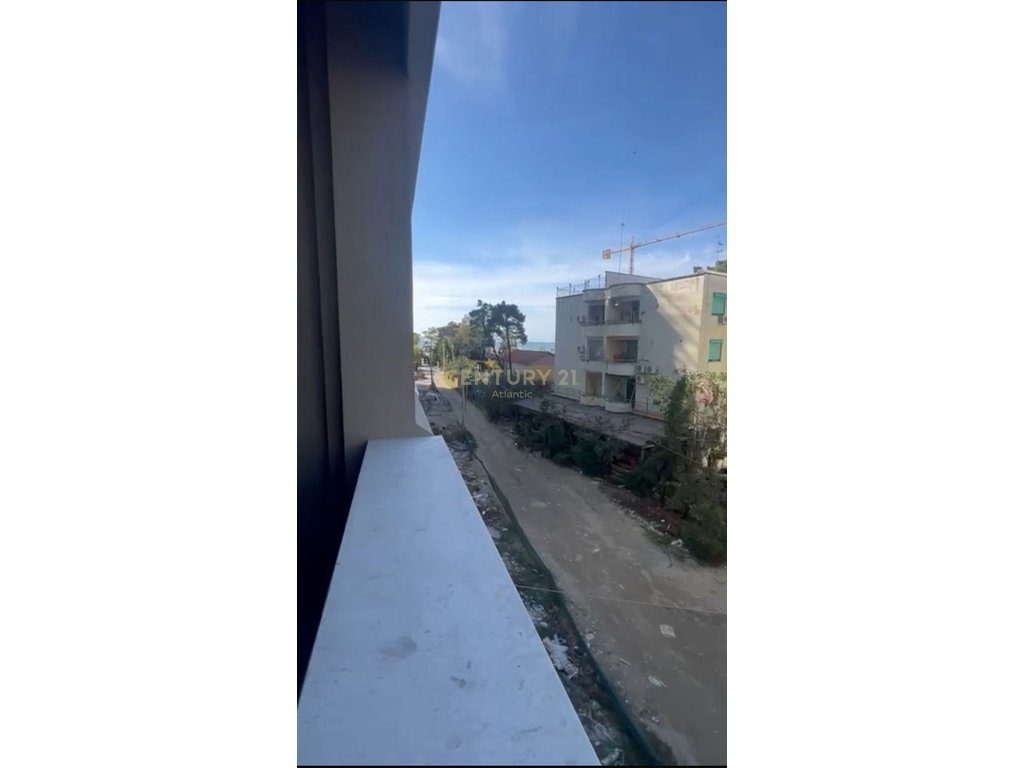 Apartament me lokacion fantastik dhe pamje deti 1+1+ballkon Për Shitje në Golem, Durrës - 145,365| 88.1m² - Century 21 A...