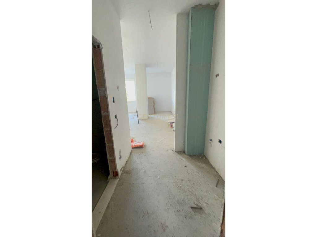 Apartament me lokacion fantastik dhe pamje deti 1+1+ballkon Për Shitje në Golem, Durrës - 144,375 | 87.5m² - Century 21...