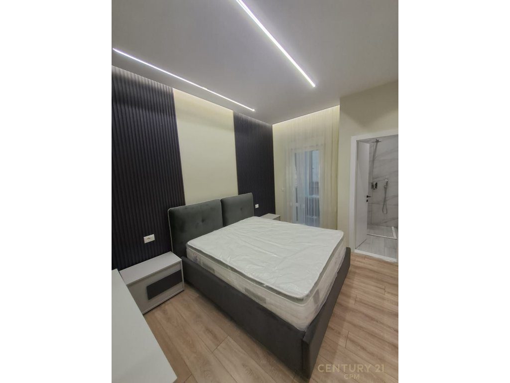 Apartament 2+1+2 për shitje në Ali Demi
