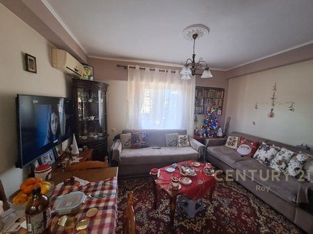 SHITET AMBJENT BIZNESI NE BULEVARDIN KRYESOR !