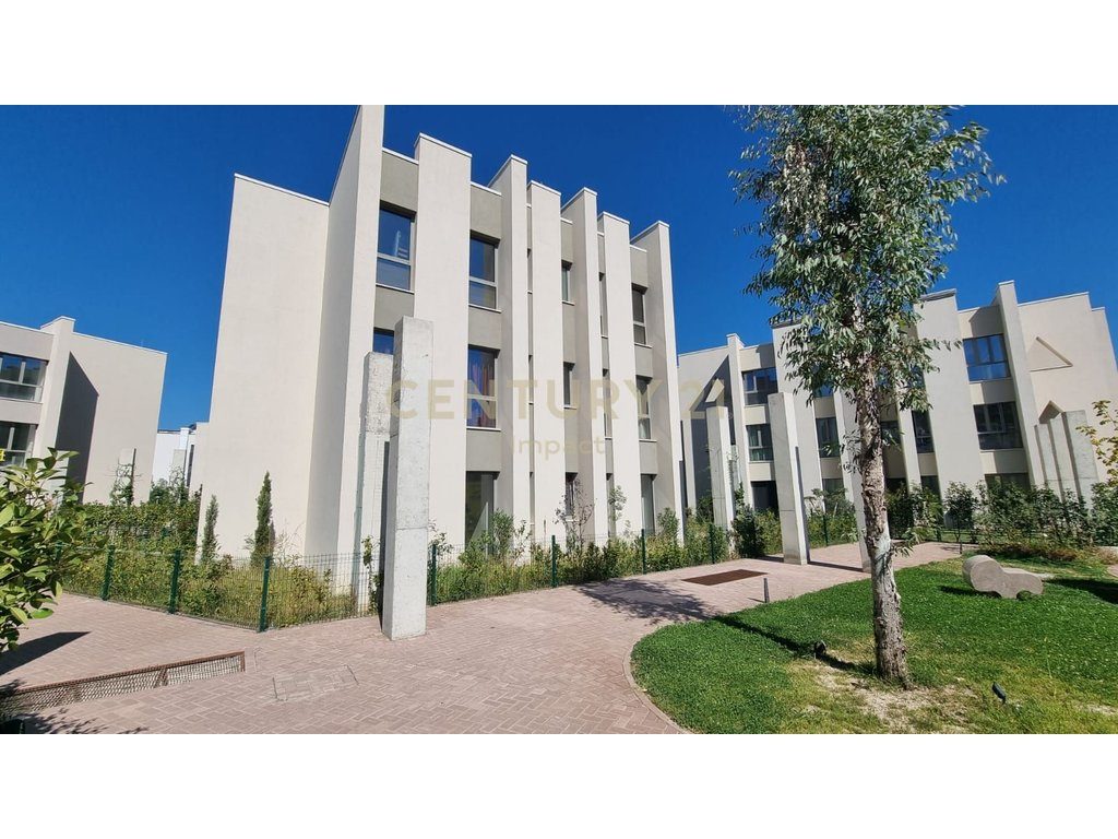 Vila Elitare per shitje ne zonen e Liqenit te Thate "GREEN VALLEY".1.600.000€ | 783.5 m²