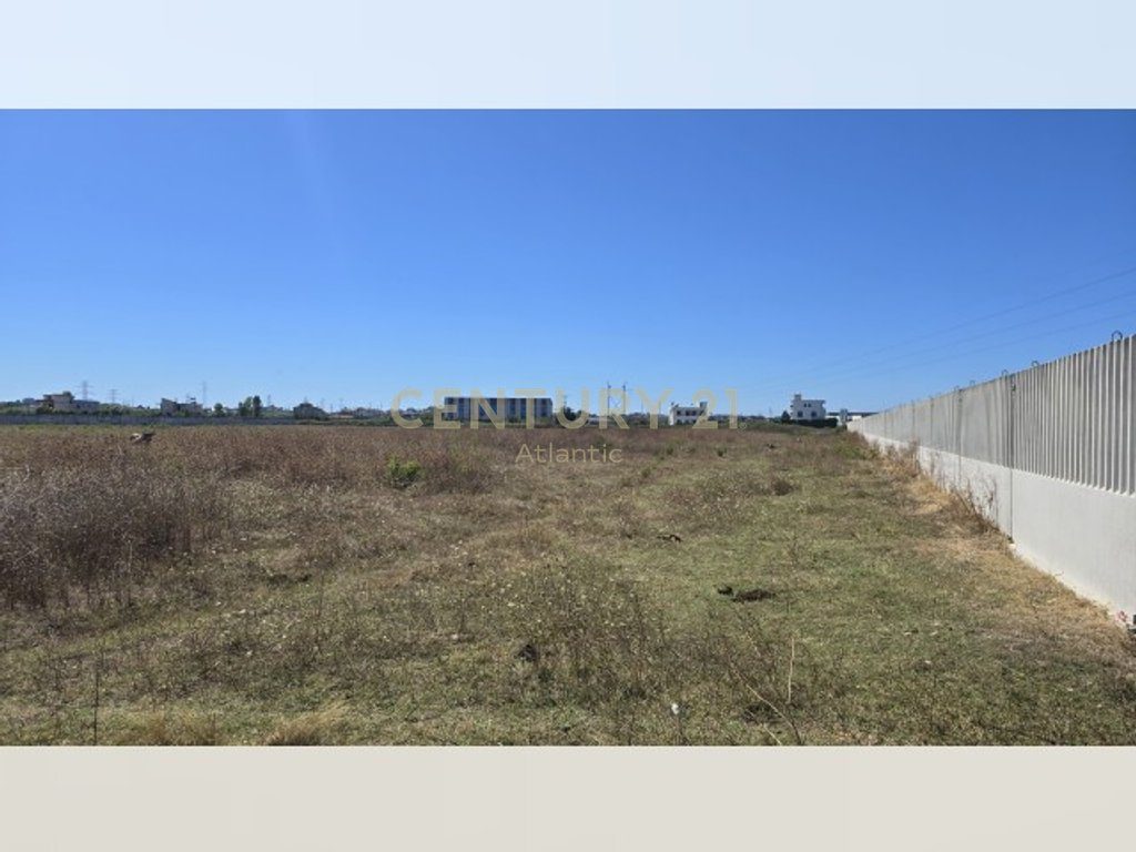 Tokë për Shitje në Ish këneta, Durrës - 26,000€ | 400 m²