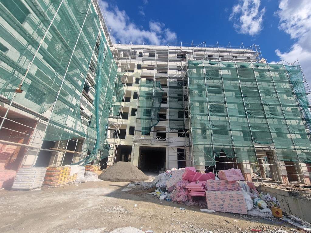 Shitet Apartament 1+1 në Paskuqan!!  1000 Euro/M2
