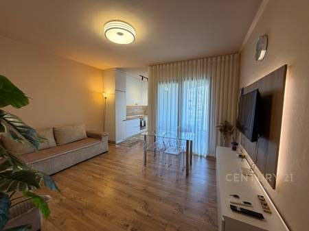Apartament me qira- Residenca Mine Peza
