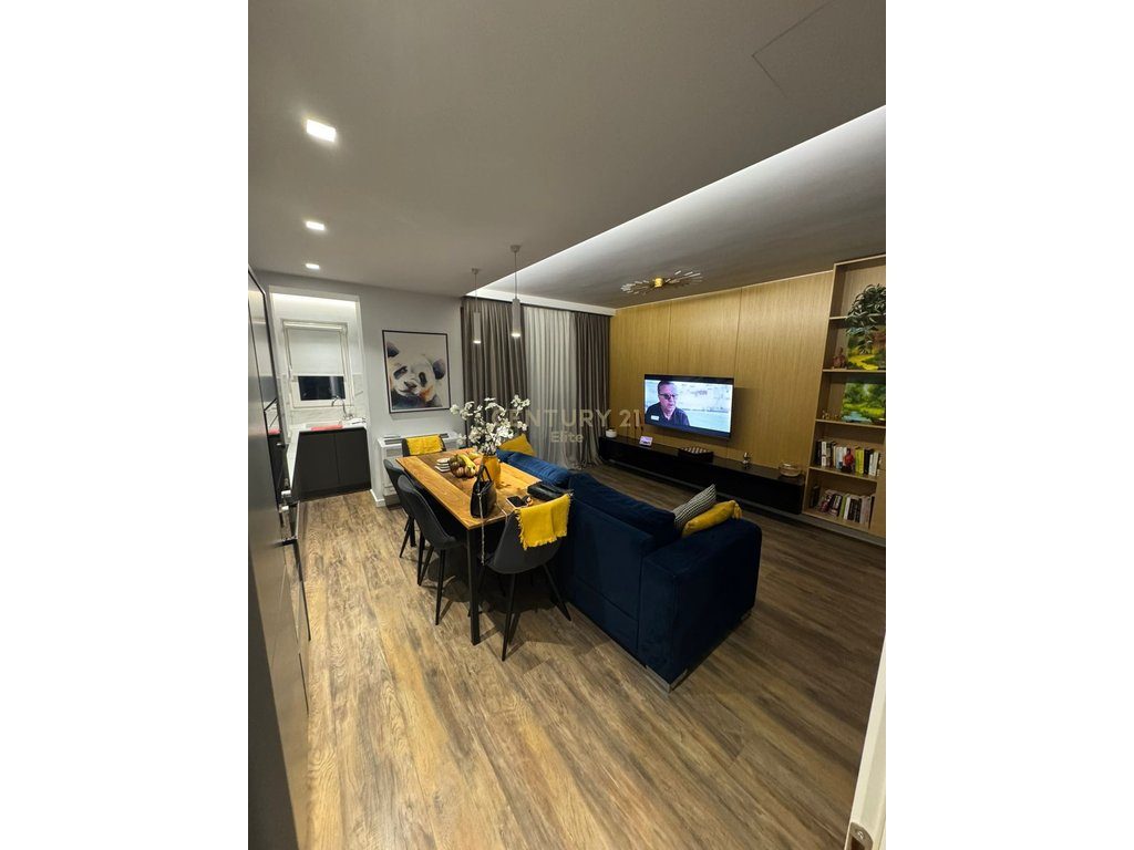 Shitet, Apartament 2+1, Brylli