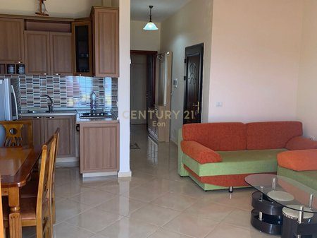 SARANDE,SHESIM APARTAMENT 1+1 NE RRUGEN "SKENDERBEU"