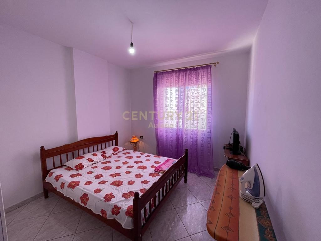 APARTAMENT MODEST 2+1 PER QERA PRANE SKELES