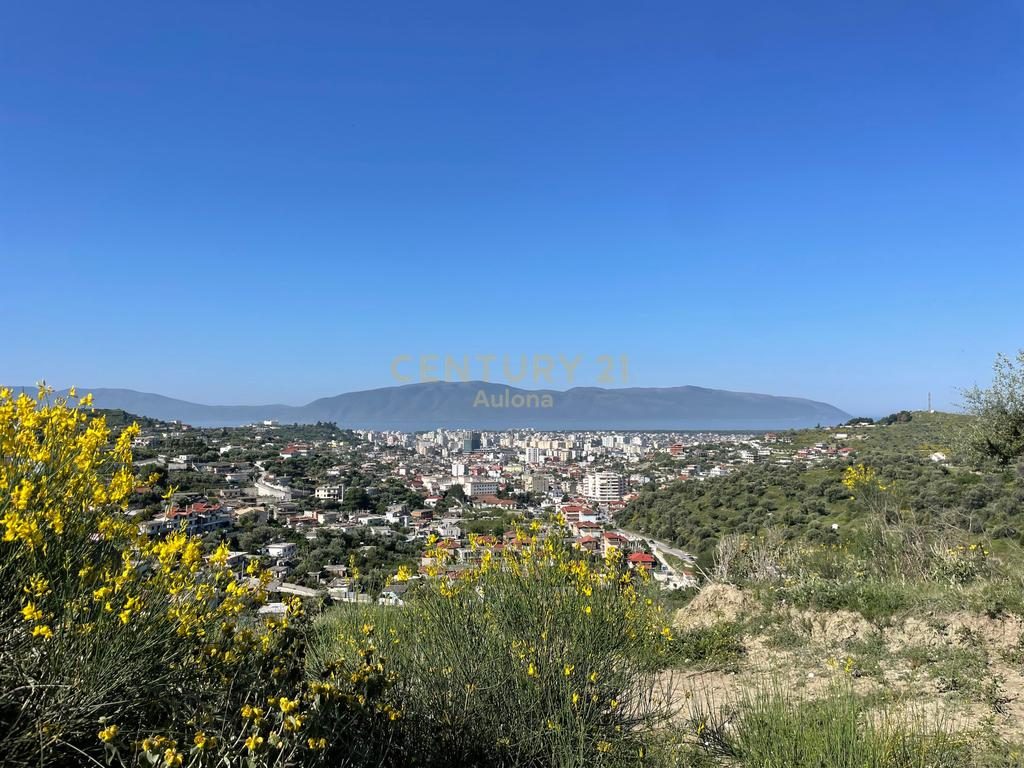 SHTEPI PRIVATE ME DY KATE PER SHITJE VLORE