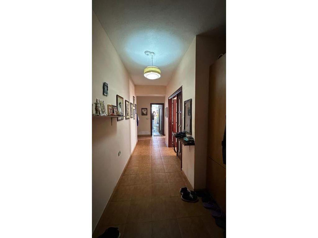 MUNDËSI INVESTIMI – APARTAMENT 3+2, KATI I 3-TË, PLOTËSISHT I MOBILUAR