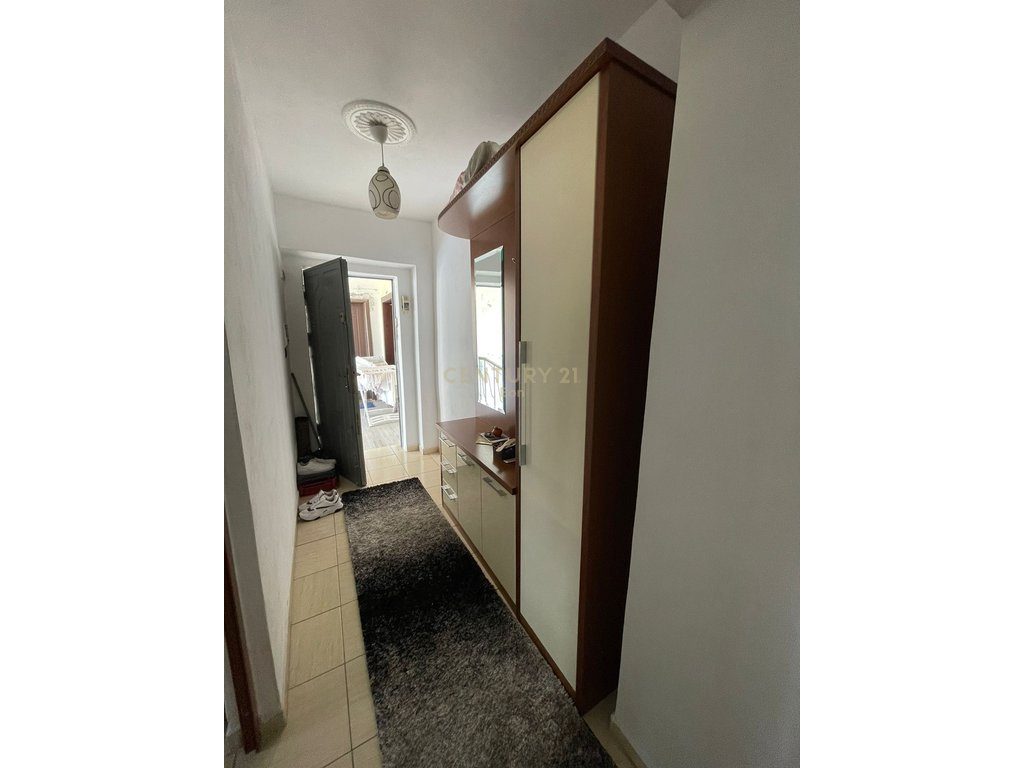 Apartament 1+1 Për Shitje prane Spitalit , Durrës !!!