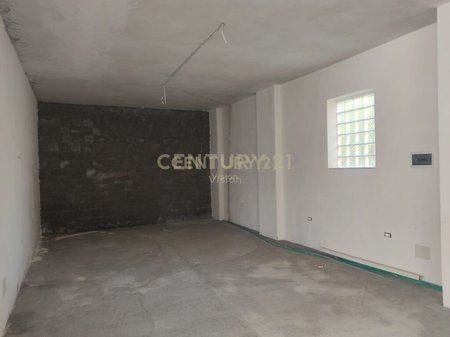 Ambient biznesi me qira afër Rruges se Gjanë, Shkodër  | 151 m²