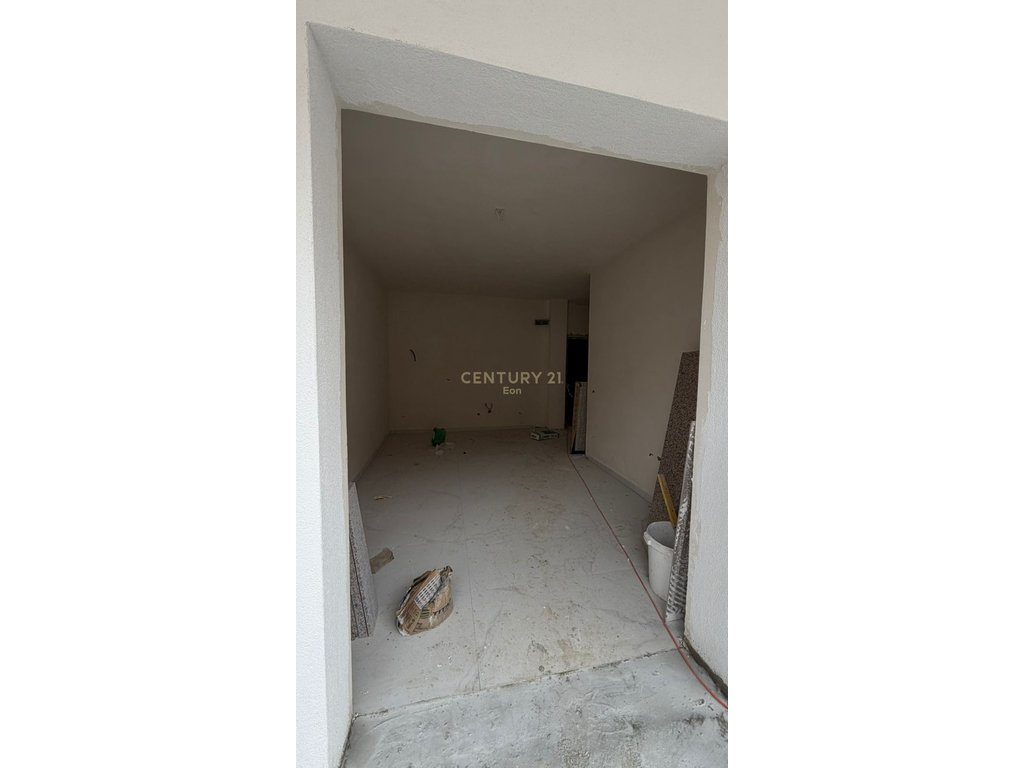 SHITET APARTAMENT 1+1 ME OBORR, TEK REZIDENCA EON NE GOLEM !