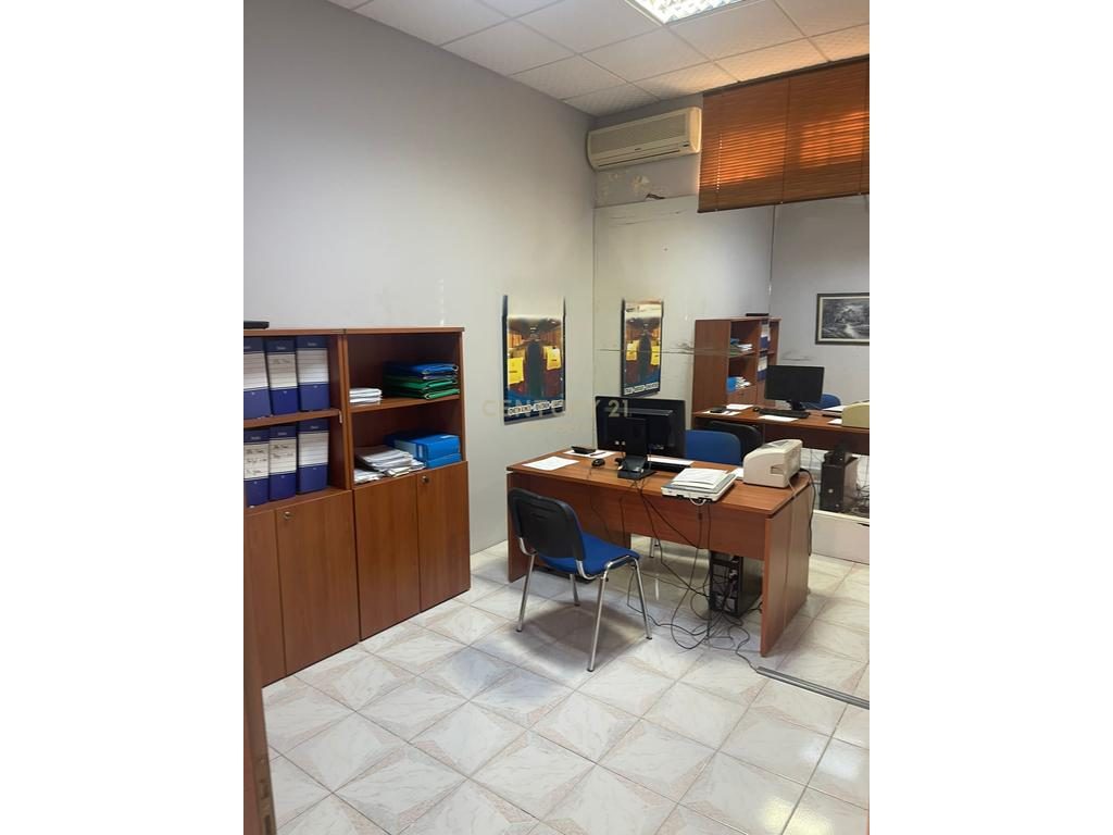 Ambient Komercial  Për Shitje në Lushnjë - 384,000.00€ | 96 m²