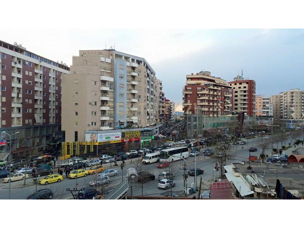 Ambient Komercial ne katin 0 për Shitje në Astir, Tiranë - 600,000€!