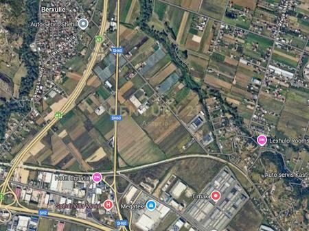 Shitet Toke 30m nga rruga kryesore te QTU!