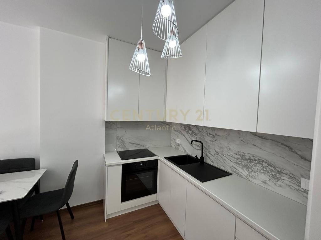 JEPET APARTAMENT 1+1 ME QERA NE PLAZH HEKURUDHA !!