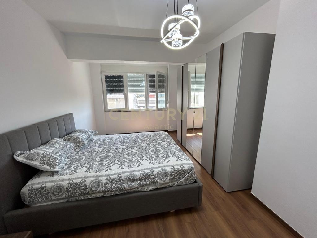 JEPET APARTAMENT 1+1 ME QERA NE PLAZH HEKURUDHA !!