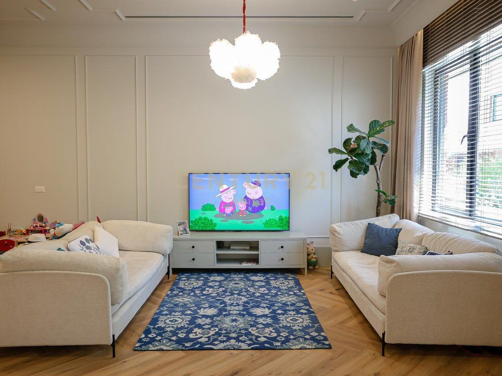 SHESIM DUPLEX DHE POST PARKIMI, TEK ZGJERIMI I KODRES SE DIELLIT
