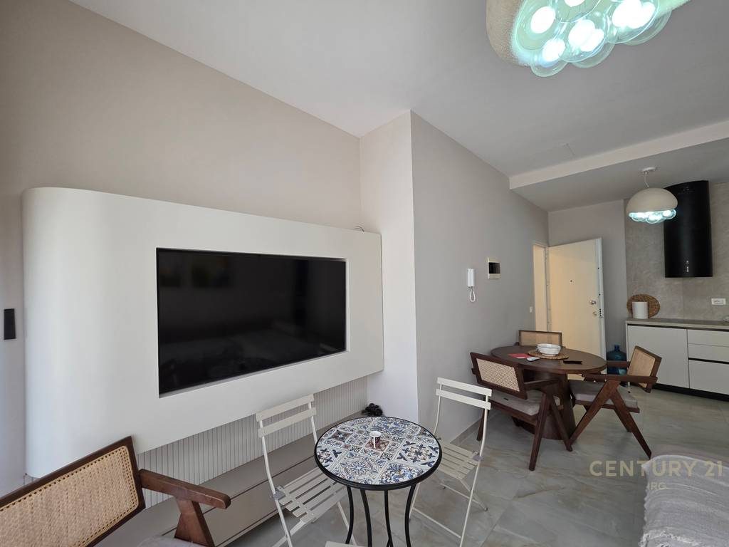 Shitet Apartament 1+1 ne Rezidencen Santorini.