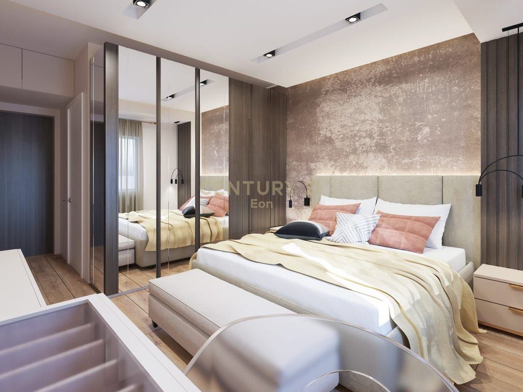 SHITET APARTAMENT  2+1+2 NE QENDER TE DURRESIT !!
