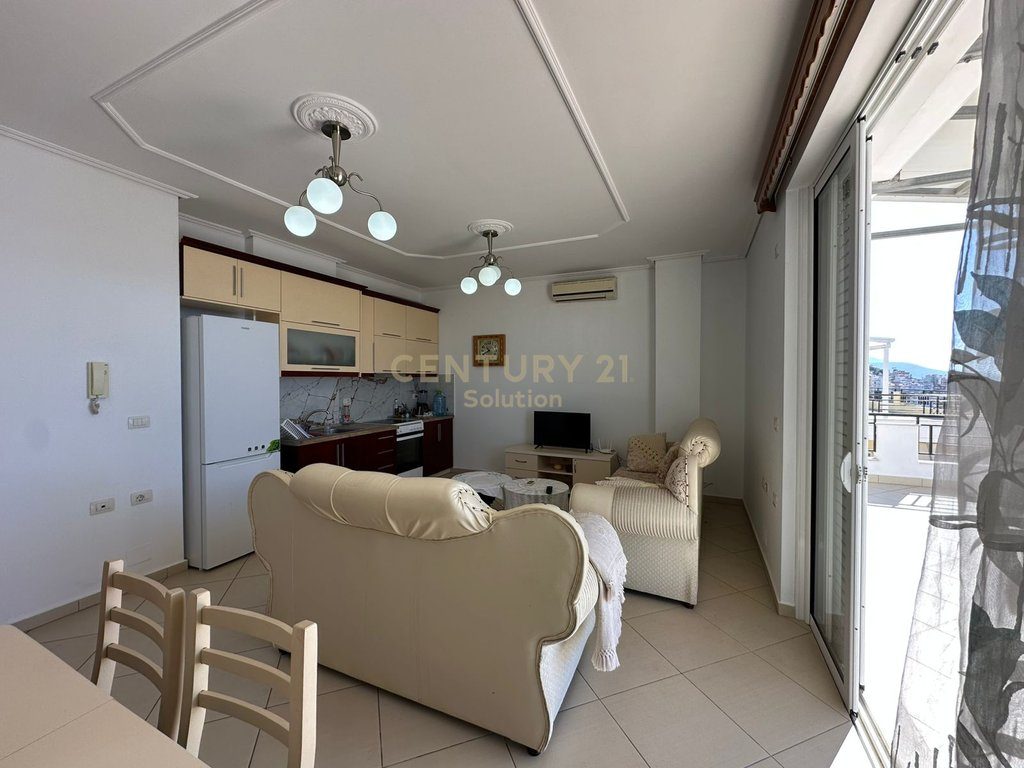PENTHOUSE 3+1+2+ VERANDE PER SHITJE NE SARANDE!
