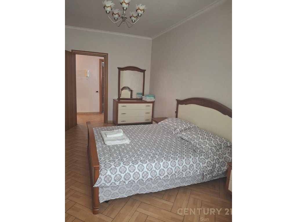 Apartament 1+1 per qira tek spitali Gjerman.