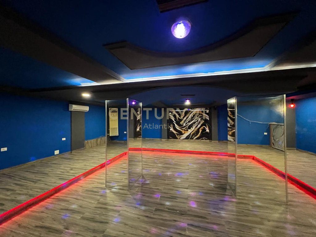 Club Për Shitje Tek Shkembi Kavajes në Durrës - 125000€ | 149.2 m²