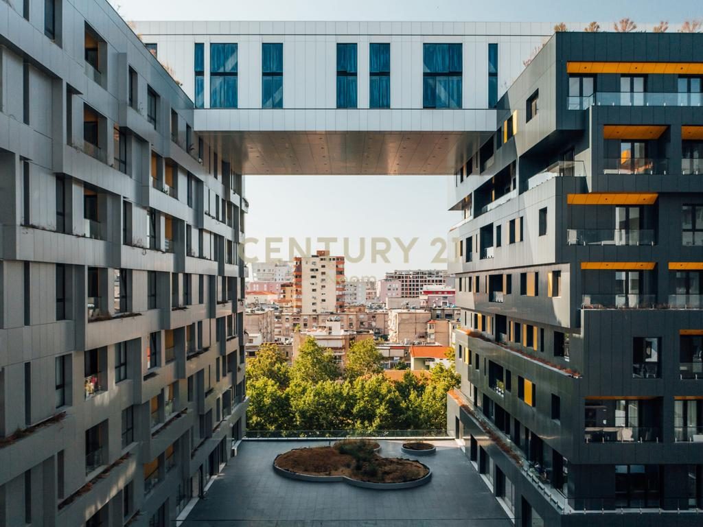 SHITET APARTAMENT 1+1 TE SQUARE 21, RRUGA E KAVAJES!