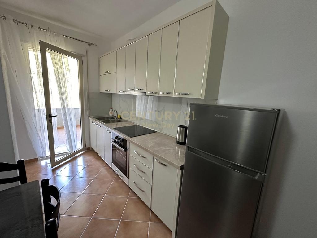 JEPET ME QIRA APARTAMENT 1+1 TE SHKEMBI I KAVAJES