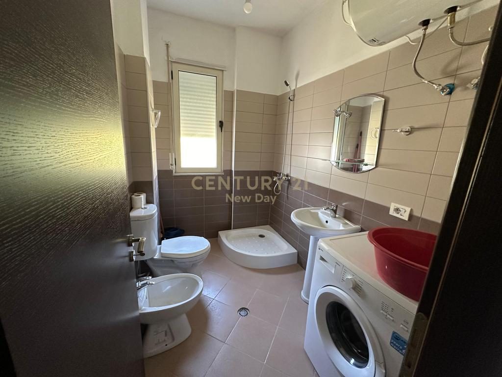 JEPET ME QIRA APARTAMENT 1+1 TE SHKEMBI I KAVAJES