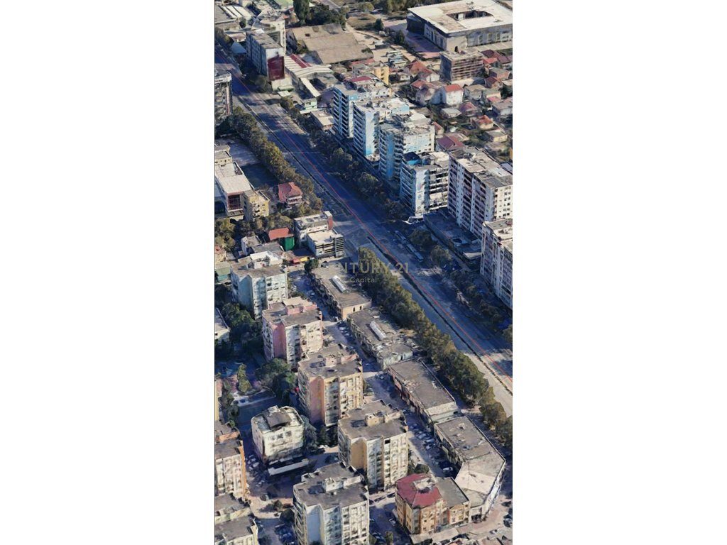 Jepet me qera Ambient Komercial buzë Rrugës Kryesore Dritan Hoxha, Laprakë