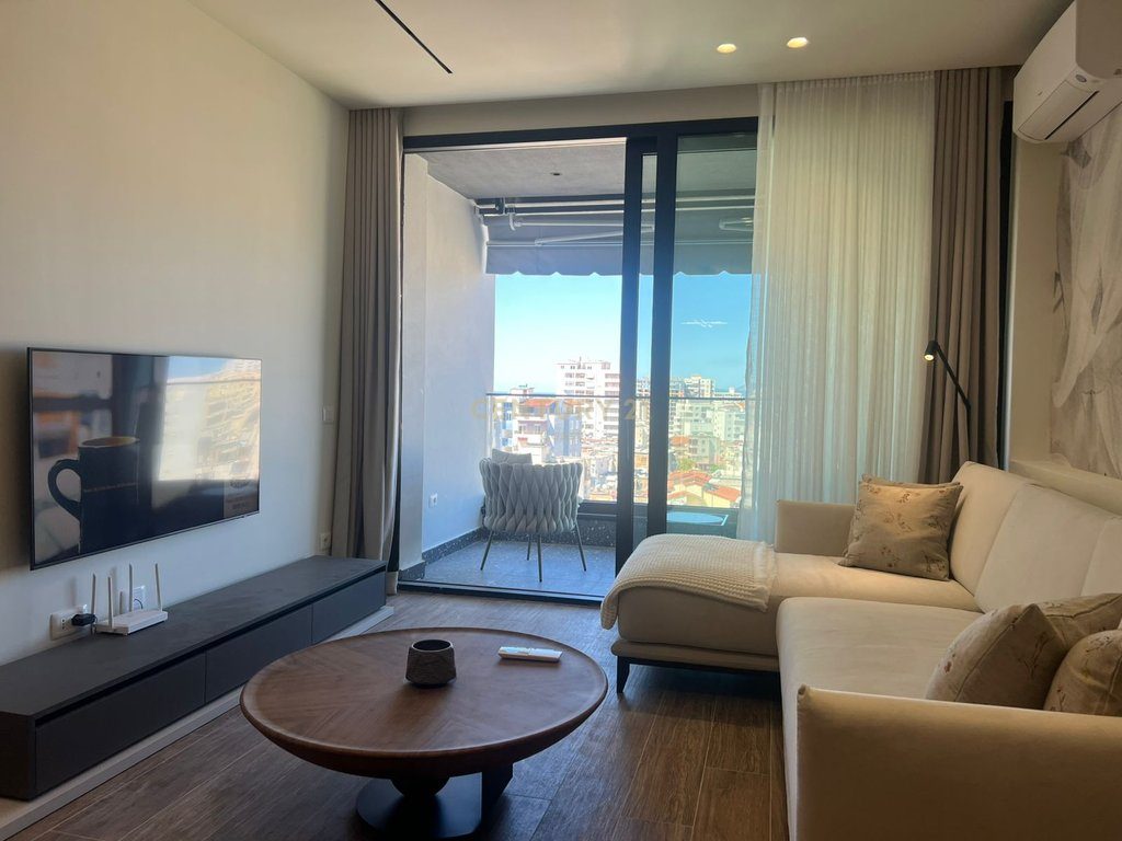 Apartament Luksoz me Qira – 80 m² + Garazh | Qendra e Vlorës, pranë Xhamisë.